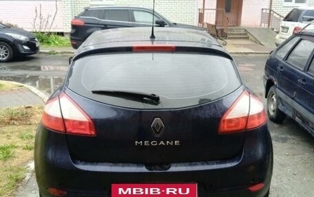 Renault Megane III, 2013 год, 600 000 рублей, 2 фотография