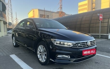 Volkswagen Passat B8 рестайлинг, 2018 год, 2 950 000 рублей, 13 фотография