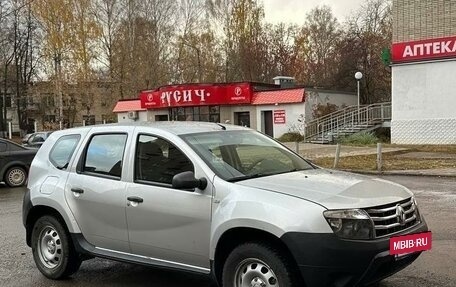 Renault Duster I рестайлинг, 2014 год, 1 149 000 рублей, 2 фотография