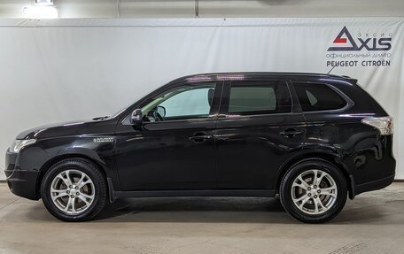 Mitsubishi Outlander III рестайлинг 3, 2013 год, 1 470 000 рублей, 5 фотография