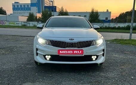 KIA Optima IV, 2018 год, 2 100 000 рублей, 3 фотография