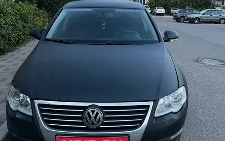 Volkswagen Passat B6, 2007 год, 720 000 рублей, 3 фотография