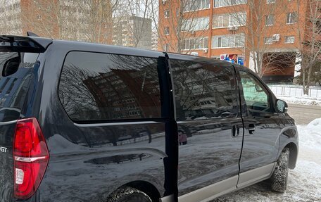 Hyundai Grand Starex Grand Starex I рестайлинг 2, 2020 год, 4 600 000 рублей, 8 фотография