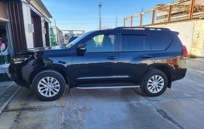 Toyota Land Cruiser Prado 150 рестайлинг 2, 2017 год, 7 000 000 рублей, 1 фотография