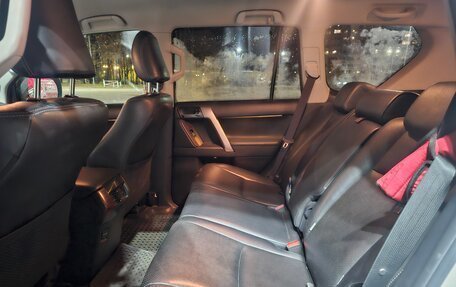 Toyota Land Cruiser Prado 150 рестайлинг 2, 2013 год, 3 990 000 рублей, 4 фотография