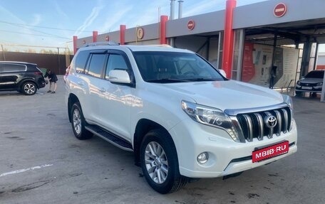 Toyota Land Cruiser Prado 150 рестайлинг 2, 2013 год, 3 990 000 рублей, 2 фотография