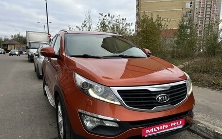 KIA Sportage III, 2011 год, 1 355 000 рублей, 2 фотография