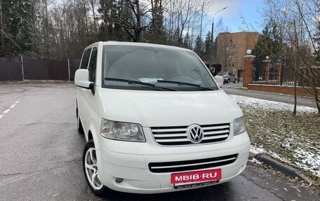 Volkswagen Caravelle T5, 2007 год, 1 350 000 рублей, 2 фотография