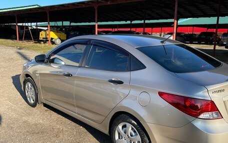 Hyundai Solaris II рестайлинг, 2011 год, 920 000 рублей, 2 фотография