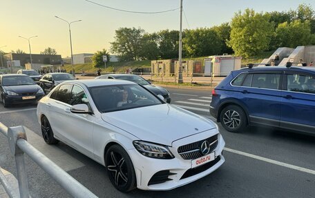 Mercedes-Benz C-Класс, 2019 год, 3 100 000 рублей, 2 фотография