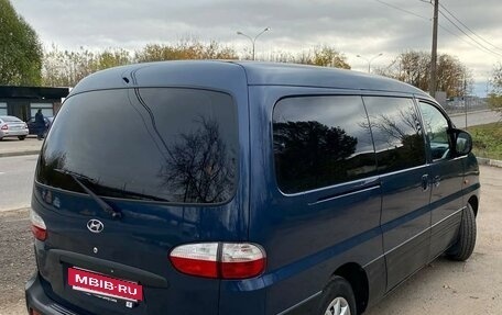 Hyundai H-1 II рестайлинг, 2007 год, 850 000 рублей, 5 фотография