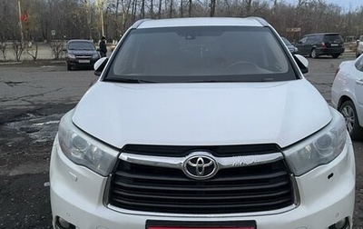 Toyota Highlander III, 2015 год, 3 050 000 рублей, 1 фотография