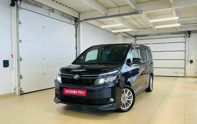 Toyota Voxy III, 2016 год, 2 299 000 рублей, 1 фотография