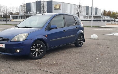 Ford Fiesta, 2006 год, 330 000 рублей, 2 фотография