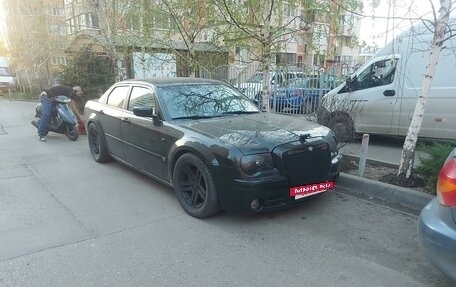 Chrysler 300C II, 2005 год, 1 500 000 рублей, 8 фотография