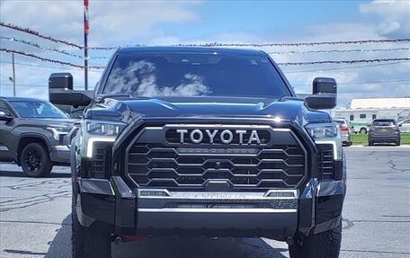 Toyota Tundra, 2023 год, 8 563 000 рублей, 2 фотография