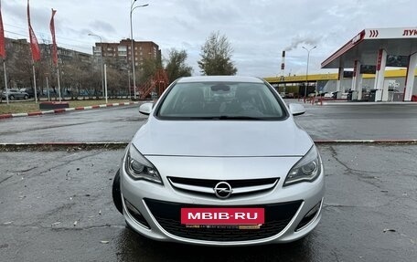 Opel Astra J, 2013 год, 1 190 000 рублей, 9 фотография