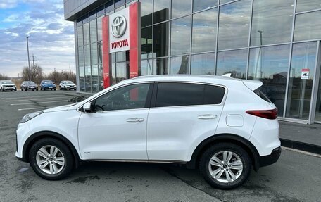 KIA Sportage IV рестайлинг, 2018 год, 2 600 000 рублей, 2 фотография