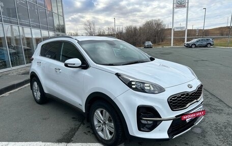 KIA Sportage IV рестайлинг, 2018 год, 2 600 000 рублей, 7 фотография