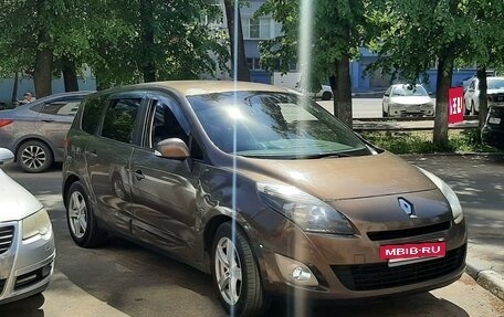 Renault Scenic III, 2011 год, 890 000 рублей, 8 фотография