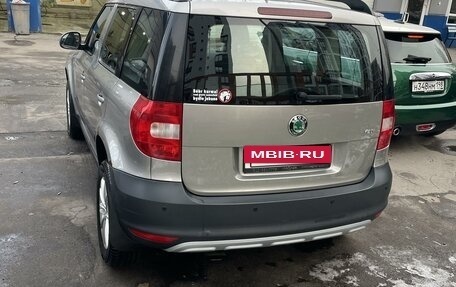 Skoda Yeti I рестайлинг, 2012 год, 750 000 рублей, 20 фотография