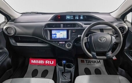 Toyota Aqua I, 2017 год, 1 198 000 рублей, 6 фотография