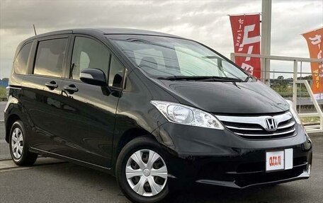 Honda Freed I, 2012 год, 598 012 рублей, 1 фотография