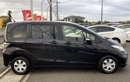 Honda Freed I, 2012 год, 598 012 рублей, 8 фотография