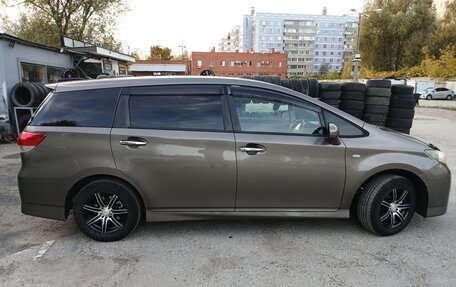 Toyota Wish II, 2010 год, 1 580 000 рублей, 22 фотография