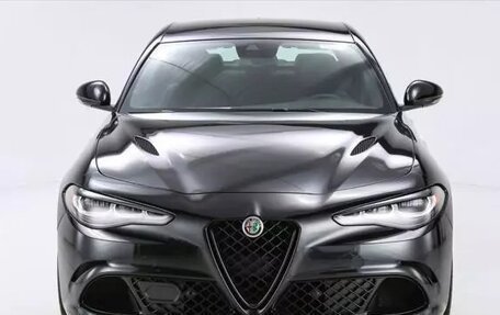 Alfa Romeo Giulia II, 2024 год, 12 300 000 рублей, 2 фотография