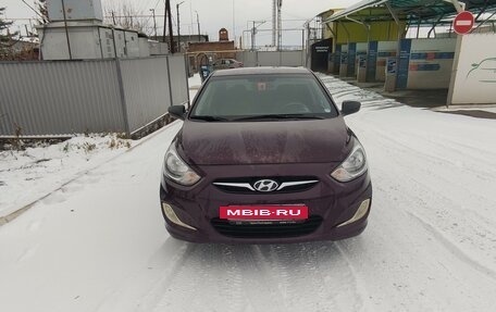 Hyundai Solaris II рестайлинг, 2013 год, 1 170 000 рублей, 5 фотография