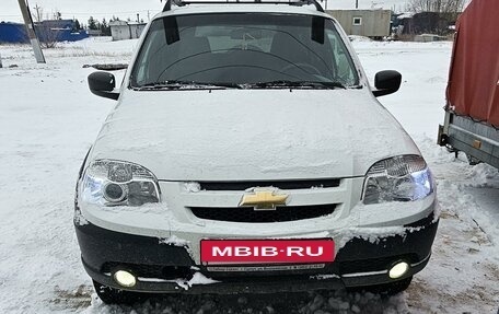 Chevrolet Niva I рестайлинг, 2016 год, 850 000 рублей, 9 фотография