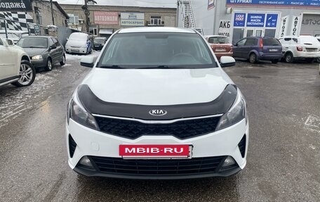 KIA Rio IV, 2021 год, 1 695 000 рублей, 3 фотография