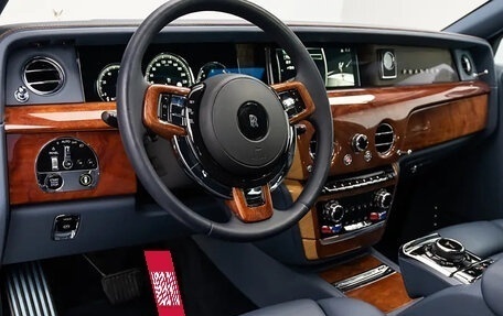 Rolls-Royce Phantom VIII, 2020 год, 56 321 000 рублей, 10 фотография