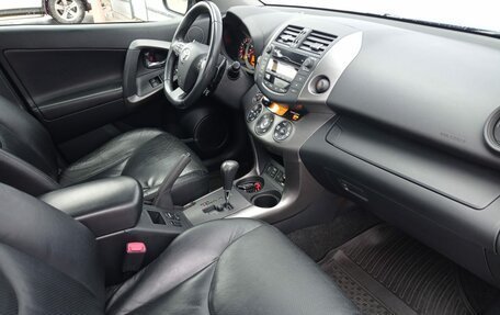 Toyota RAV4, 2011 год, 1 789 000 рублей, 26 фотография