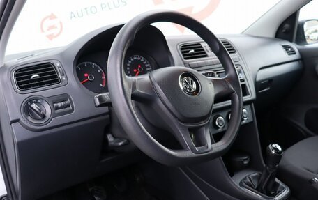 Volkswagen Polo VI (EU Market), 2015 год, 949 000 рублей, 10 фотография