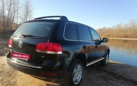 Volkswagen Touareg III, 2004 год, 666 000 рублей, 2 фотография