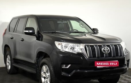 Toyota Land Cruiser Prado 150 рестайлинг 2, 2018 год, 3 910 500 рублей, 3 фотография