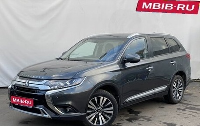 Mitsubishi Outlander III рестайлинг 3, 2021 год, 3 269 000 рублей, 1 фотография