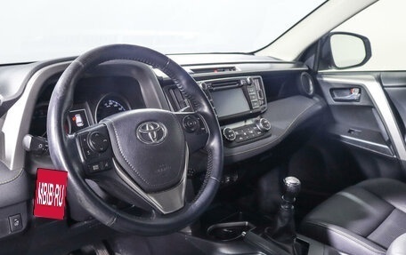 Toyota RAV4, 2015 год, 2 190 000 рублей, 14 фотография