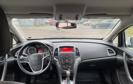 Opel Astra J, 2013 год, 980 000 рублей, 9 фотография