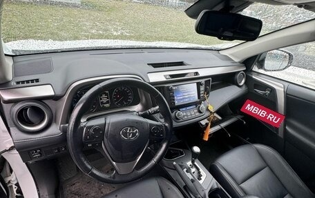 Toyota RAV4, 2019 год, 3 997 000 рублей, 38 фотография