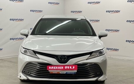 Toyota Camry, 2021 год, 2 400 000 рублей, 5 фотография