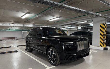 Rolls-Royce Cullinan, 2024 год, 105 250 000 рублей, 1 фотография