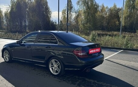 Mercedes-Benz C-Класс, 2012 год, 2 000 000 рублей, 5 фотография