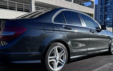 Mercedes-Benz C-Класс, 2012 год, 2 000 000 рублей, 15 фотография