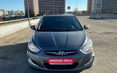 Hyundai Solaris II рестайлинг, 2013 год, 1 490 000 рублей, 3 фотография