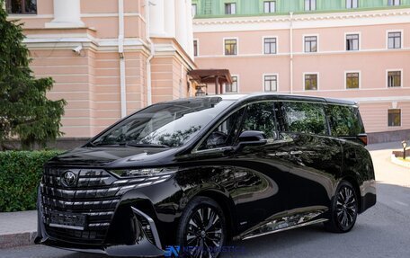 Toyota Alphard, 2024 год, 17 350 000 рублей, 2 фотография