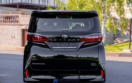 Toyota Alphard, 2024 год, 17 350 000 рублей, 7 фотография