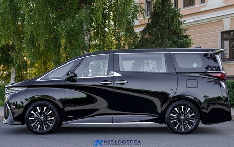 Toyota Alphard, 2024 год, 17 350 000 рублей, 5 фотография